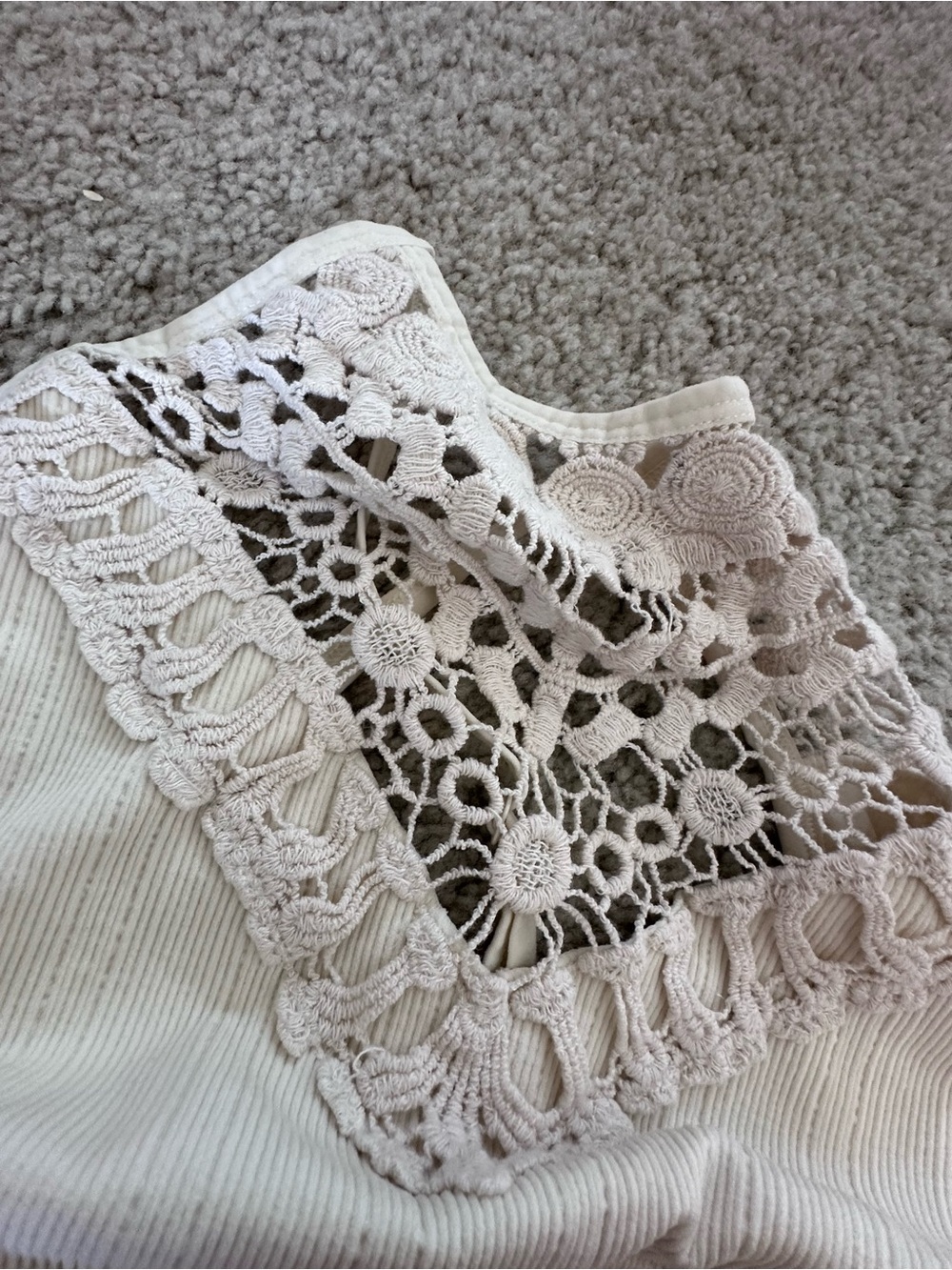 Boutique Cream Crochet Lace High-Neck Bralette - Picture 4 of 6